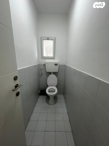 דירה, הרב יעקב רקח 2, נאות גנים, נתניה