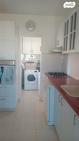 שדרות פנחס לבון 10