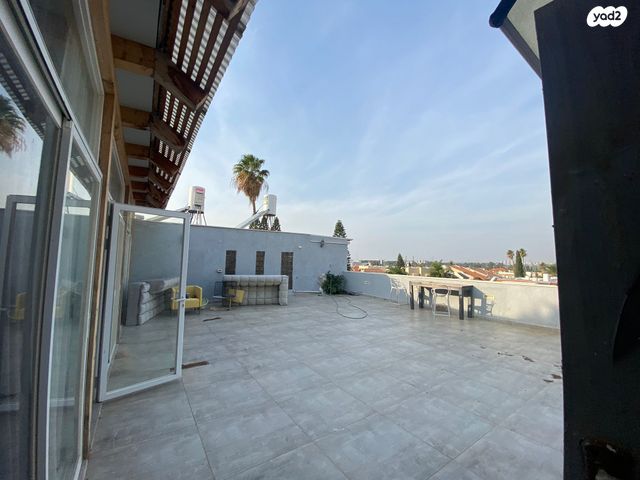 יחידת דיור, חנקין 22, שכונת האוצר, חדרה