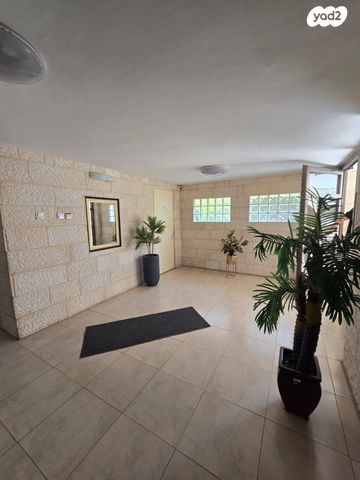 דירה, בודנהיימר 26, קרית שפרינצק, חיפה