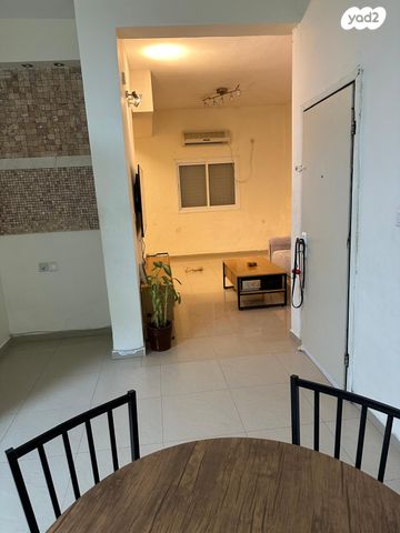 דירה, המעלות 12, שינקין, גבעתיים