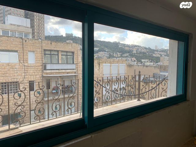 גג/ פנטהאוז, יבנה 1, הדר מרכז, חיפה