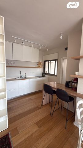 דירה, אלכסנדר סשה ארגוב 21, המשתלה, תל אביב יפו