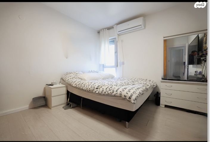 דירה, אדם 13, ארמון הנציב, תלפיות מזרח, ירושלים