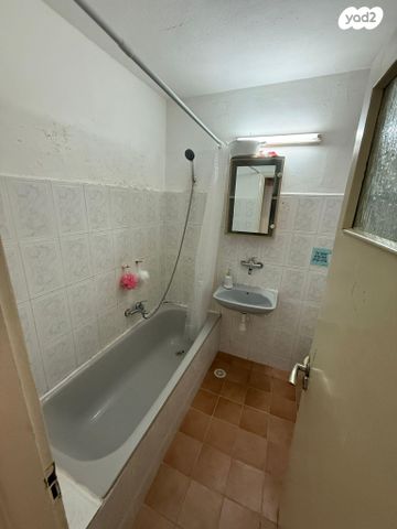 דירה, ניצנה 19, ניצנה, בת ים