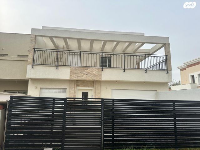 שדרות נעמי שמר 1