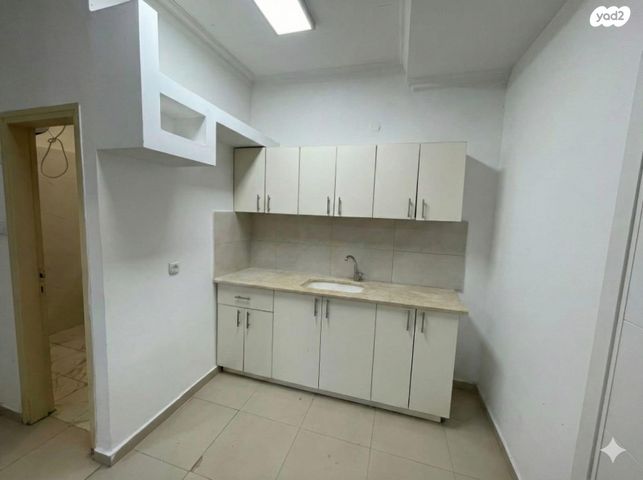 הרברט סמואל 17