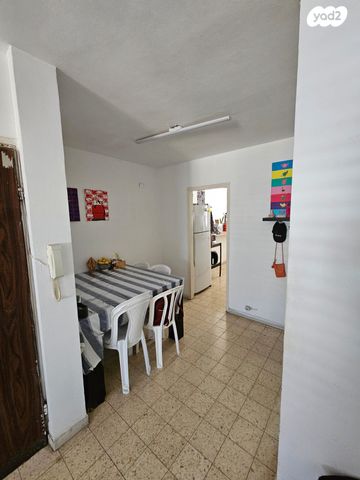 דירה, חיים נחמן ביאליק 77, שכונה א', באר שבע