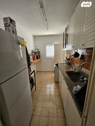 דירה, חיים נחמן ביאליק 77, שכונה א', באר שבע