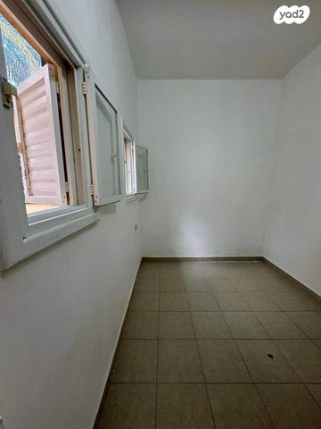 דירה, ביל"ו 17, ד' / מערב מרכז העיר, רחובות