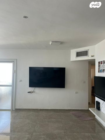 דירה, חנה ומיכאל לוין 22, רביבים, גני ראשון, ראשון לציון