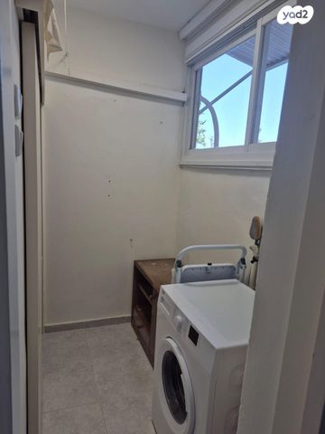 דירה, הפרחים 3, רמת בן גוריון, חיפה