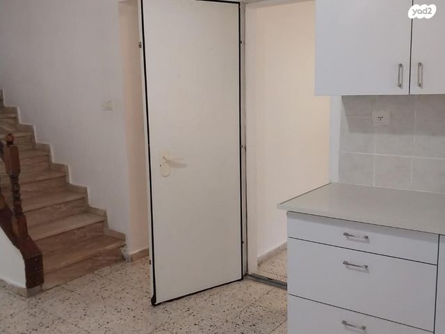 יחידת דיור, האלון 17, אורנית, אורנית