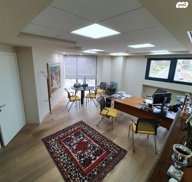 משרדים, הרכב 1, מונטיפיורי, הרכבת, תל אביב יפו