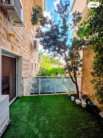 דירה, אחוזה, חיפה