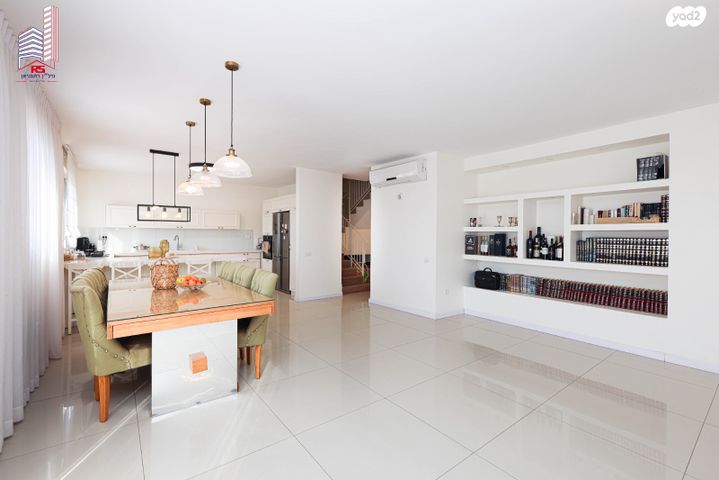 דופלקס, דרך דון יצחק אברבנאל 19, רמת אפרים, נתניה