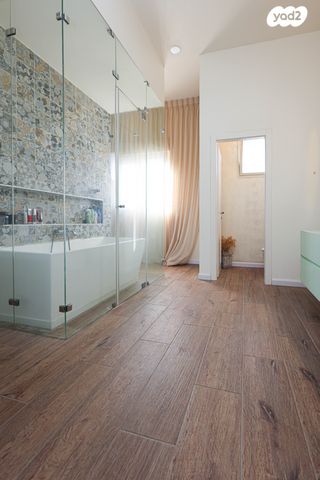 דופלקס, דרך דון יצחק אברבנאל 19, רמת אפרים, נתניה