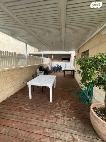 דירת גן, לאה אמנו, מוריה, מודיעין מכבים רעות