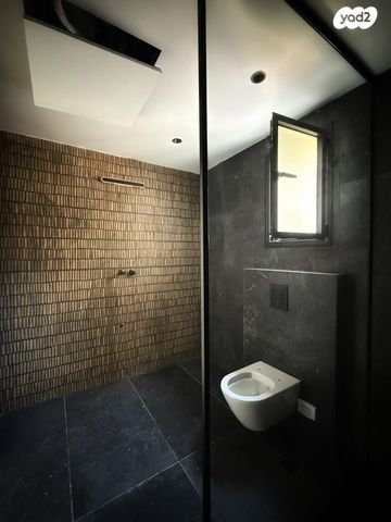 דירת גן, מרכז הכרמל, חיפה