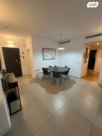 דירת גן, לאה אמנו, מוריה, מודיעין מכבים רעות