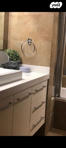 דירה, יפה נוף, כרמל מרכזי - שד' קיש, חיפה