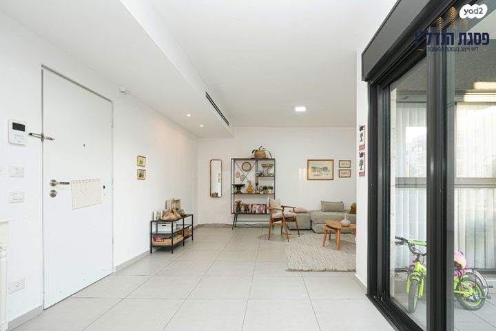 דירה, האתרוג, הדרים / כ"א, שוהם