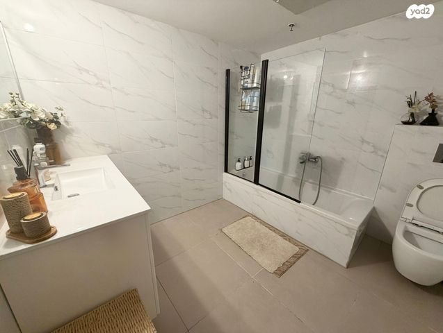 דירה, בר אילן, נווה דוד רמז, רעננה