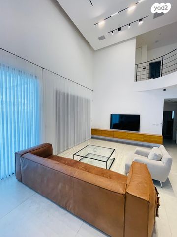 בית פרטי/ קוטג', שרונית, להבים