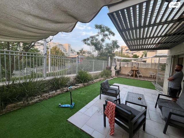 דירת גן, לאה אמנו, מוריה, מודיעין מכבים רעות