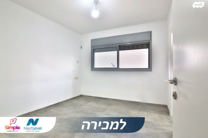 גג/ פנטהאוז, רנ"ס, מוצקין הותיקה, קרית מוצקין