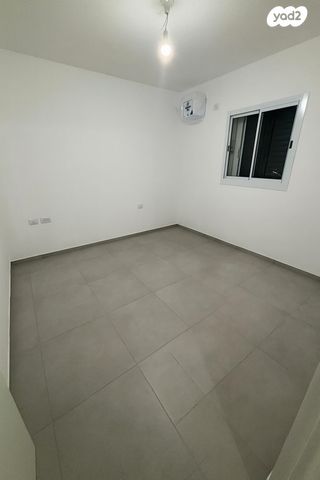 דירה, חזון אי"ש, עין גנים, פתח תקווה