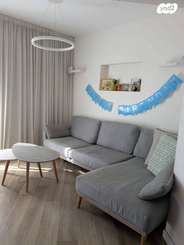 אלכסנדר סשה ארגוב 13