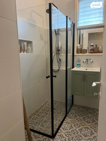 דירה, מלכי ישראל, הצפון הישן - דרום, תל אביב יפו