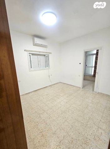 דירה, מרום נווה, רמת יצחק, רמת גן