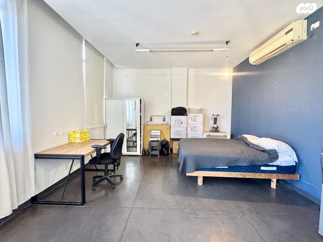 סטודיו/ לופט, שביל המרץ, גבעת הרצל, אזור המלאכה יפו, תל אביב יפו