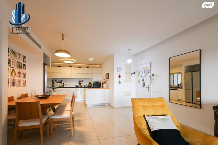 דירה, חזון אי"ש, רחובות הצעירה, רחובות