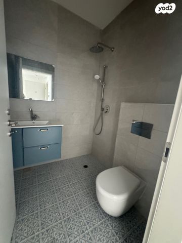 דירה, אור ים, אור עקיבא