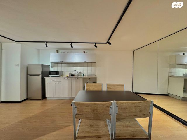 חנויות/ שטח מסחרי, שדרות מסריק, הצפון הישן - דרום, תל אביב יפו