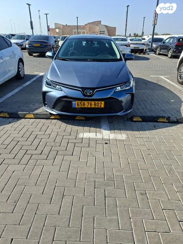טויוטה קורולה