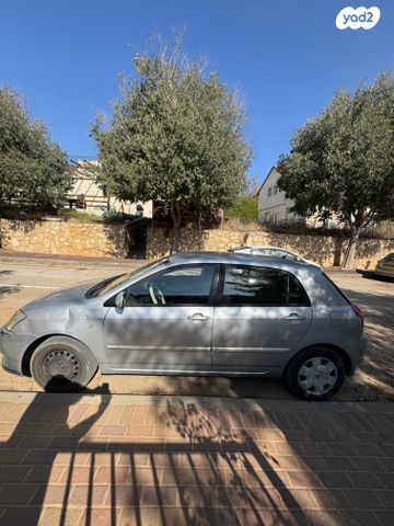 טויוטה קורולה