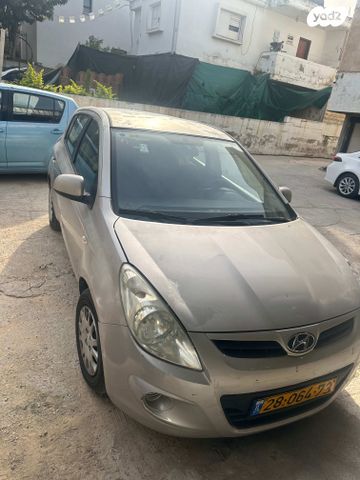מודעת רכב יונדאי i20