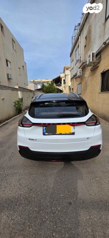 ג׳ילי Geometry C