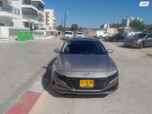 יונדאי אלנטרה