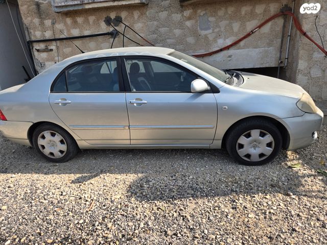 טויוטה קורולה