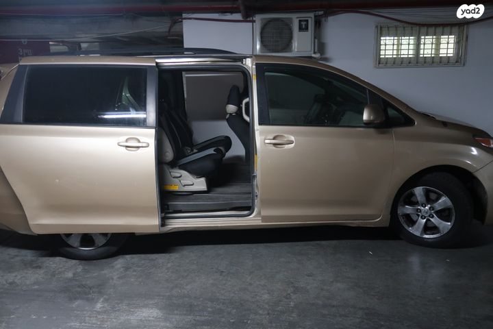 טויוטה סיינה