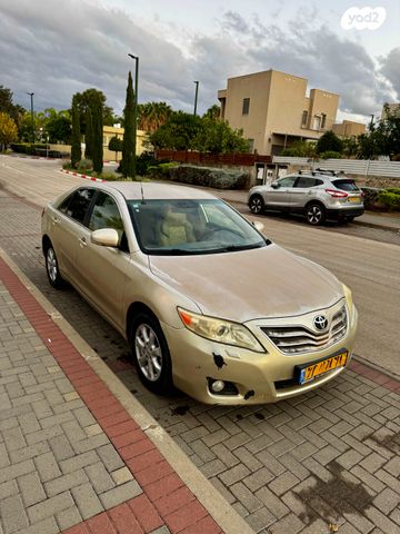 מודעת רכב טויוטה קאמרי