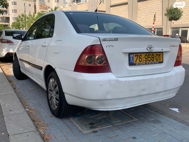 טויוטה קורולה