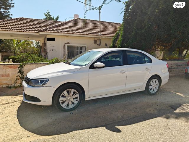 מודעת רכב פולקסווגן ג'טה 