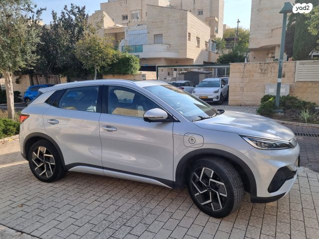 מודעת רכב בי.ווי.די אטו 3