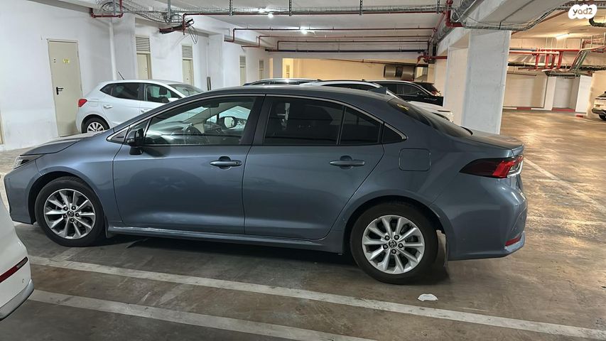 מודעת רכב טויוטה קורולה